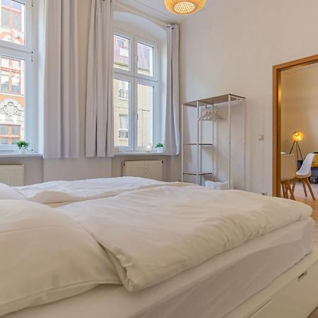 Cityapartment - 53 M², 2 Zimmer, Zentral, Netflix, Kueche, Waschmaschine Cottbus Eksteriør billede