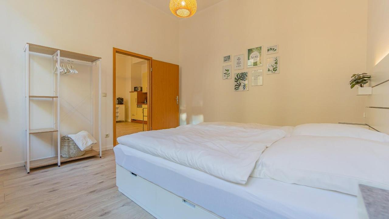 Cityapartment - 53 M², 2 Zimmer, Zentral, Netflix, Kueche, Waschmaschine Cottbus Eksteriør billede