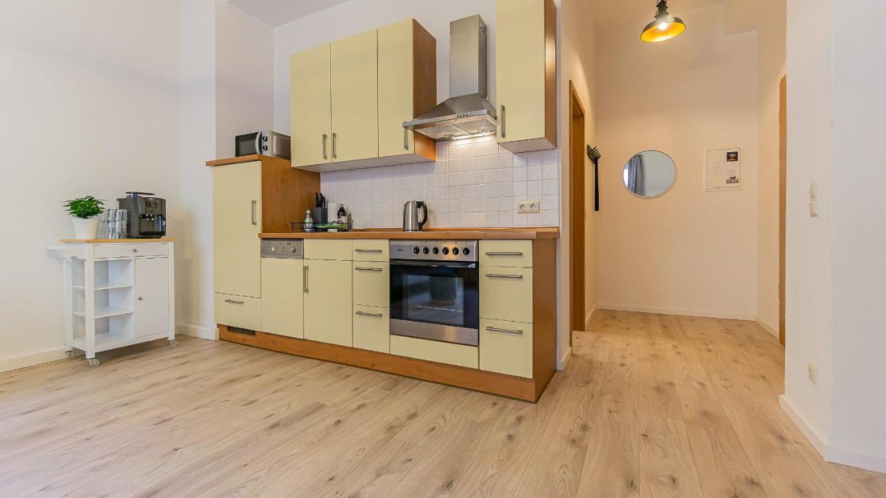 Cityapartment - 53 M², 2 Zimmer, Zentral, Netflix, Kueche, Waschmaschine Cottbus Eksteriør billede